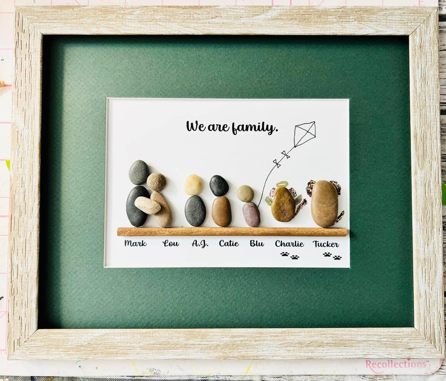 Family of 5 - 8 Custom Pebble/Shell Art